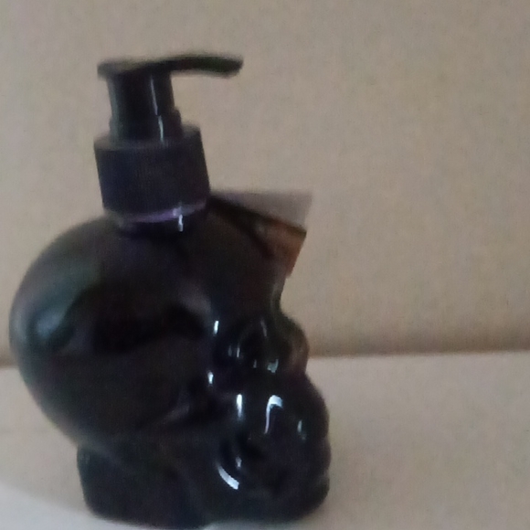 Hand Soap - Picture 3 of 6